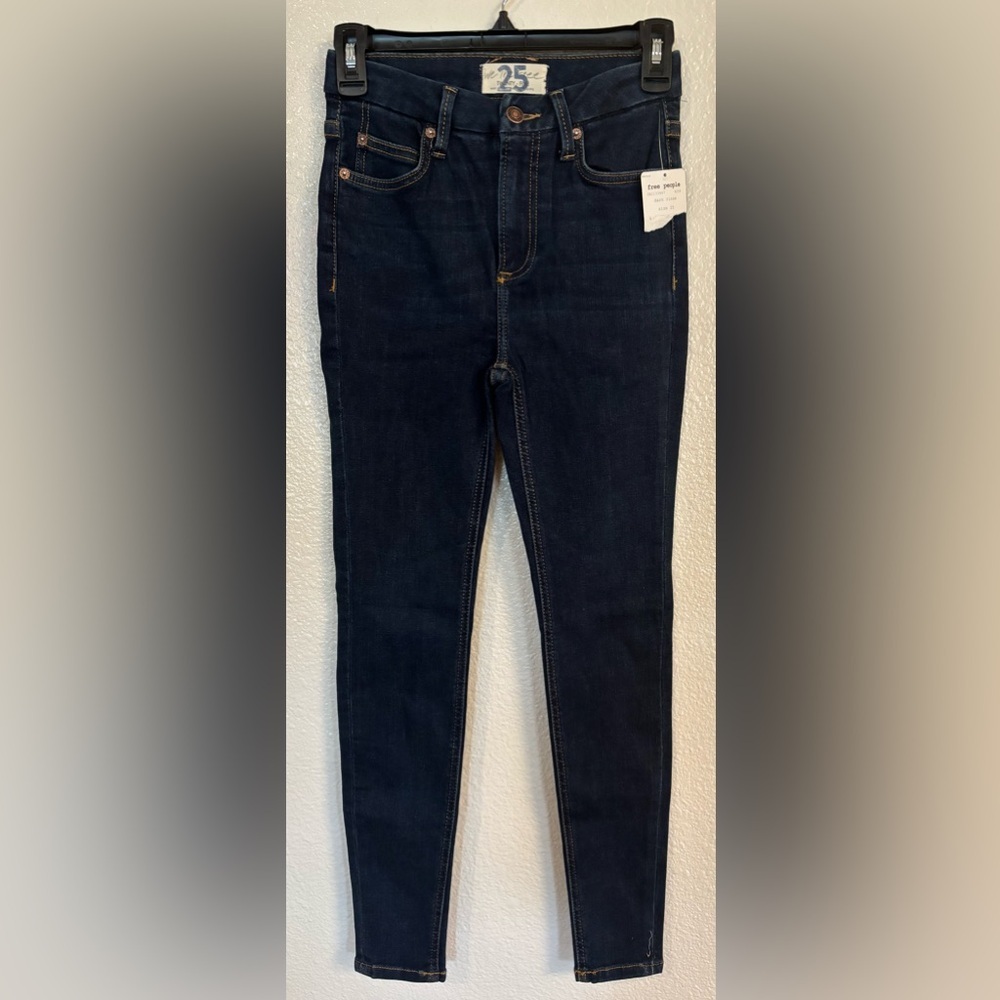 FREE PEOPLE We The Free Montana Skinny Jeans in Dark Rinse NWT - Picture 2 of 7
